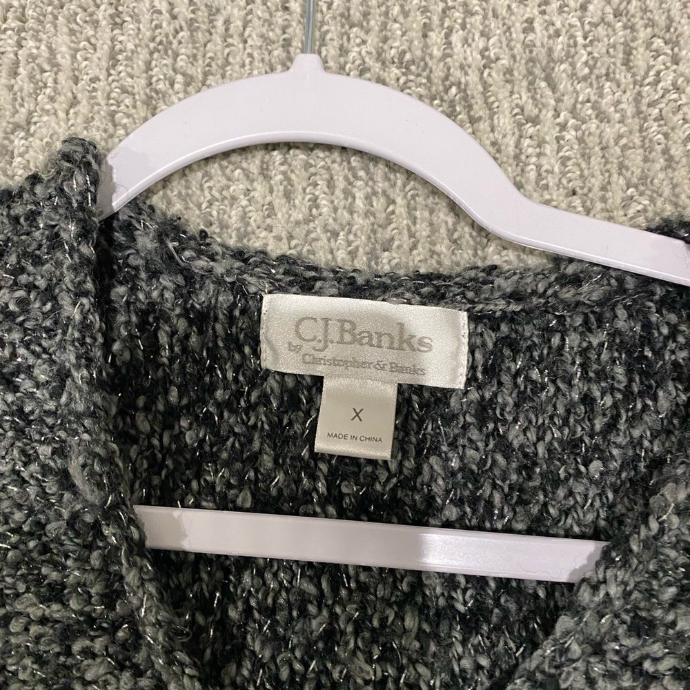 CJBanks sweater - Picture 2 of 2